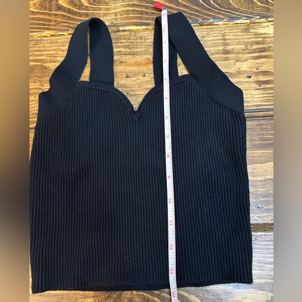 Abercrombie and Fitch, adorable sweater, crop sweetheart tank Size Small - Picture 6 of 6